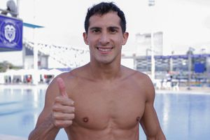 VIDEO: Rommel Pacheco lanzó el #ColisChallenge y se rapó