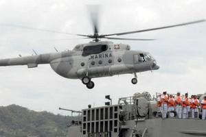 Helicóptero de la Marina se desplomó en Veracruz; hay un muerto y nueve heridos