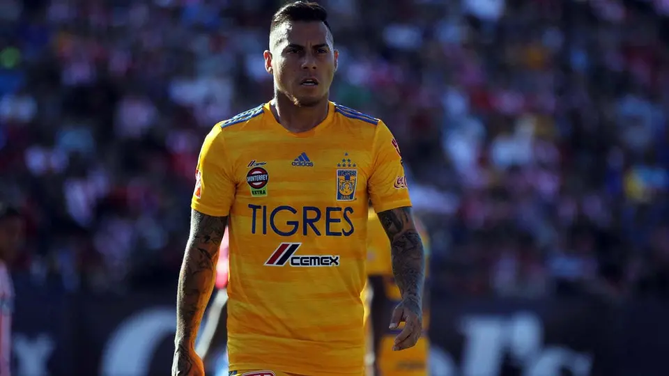 Edu Vargas calmó rumores sobre su supuesta salida de Tigres