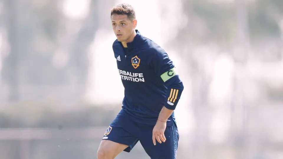 VIDEO: Chicharito falló ocasión clara de gol en amistoso del Galaxy