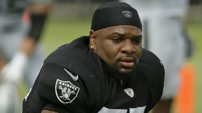 NFL impuso castigo histórico a Vontaze Burfict  por golpe a casco