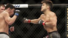 Henry Cejudo noqueó en UFC 249 y sorprendió al anunciar su retiro