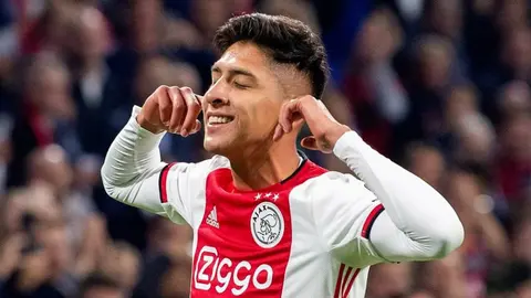 Gol de Edson Álvarez fue nominado al mejor de la semana en Champions League