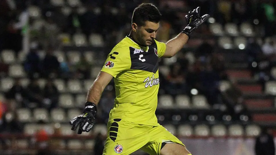 Pumas: Julio González, con ventaja ante Míchel por haber jugado en España