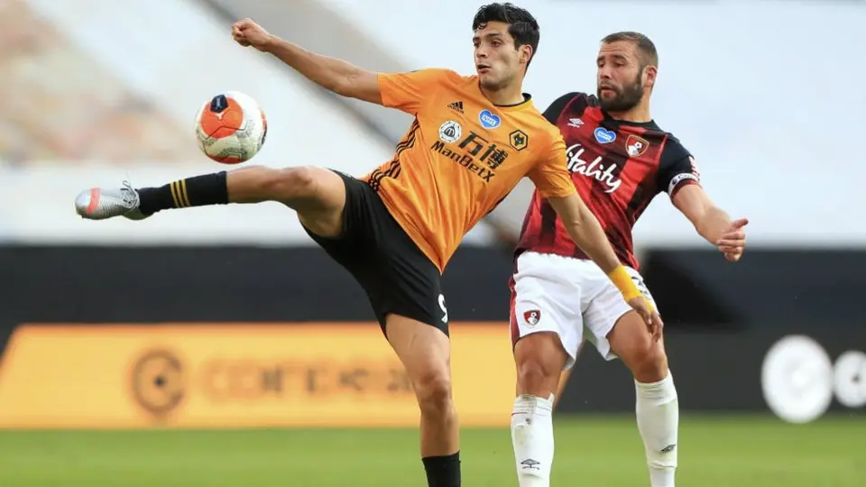 Raúl Jiménez: Joe Cole recomendó al mexicano quedarse en Wolverhampton