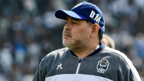Maradona desmintió problemas de salud y dijo que al morir donará su dinero