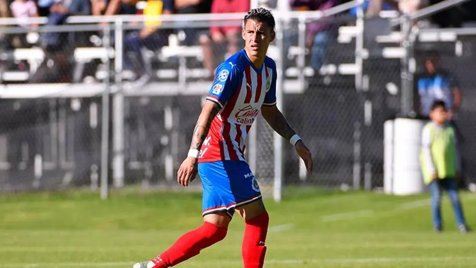 Chicote Calderón encendió el Clásico Tapatío con 'burla' hacia Atlas