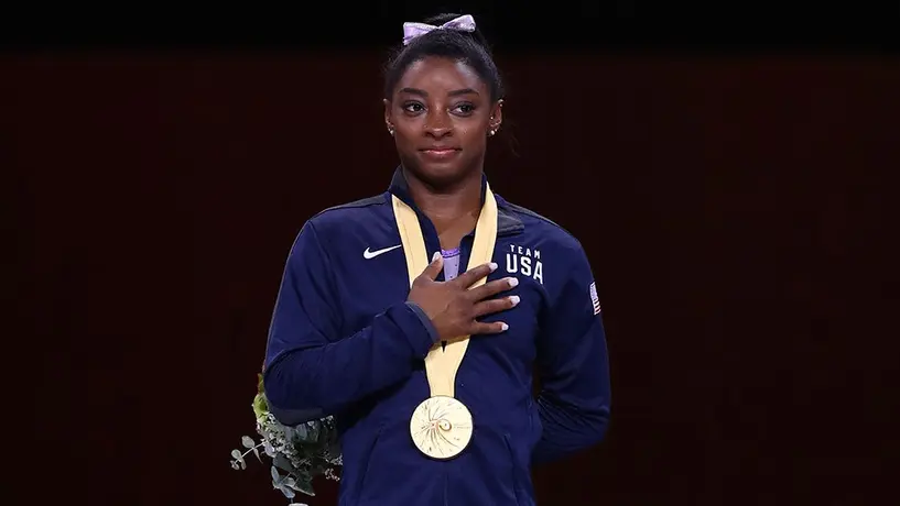 Simone Biles superó récord de medallas en Mundiales de gimnasia