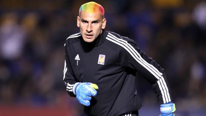 Nahuel Guzmán reveló que se pintó el cabello en apoyo a comunidad LGBT+