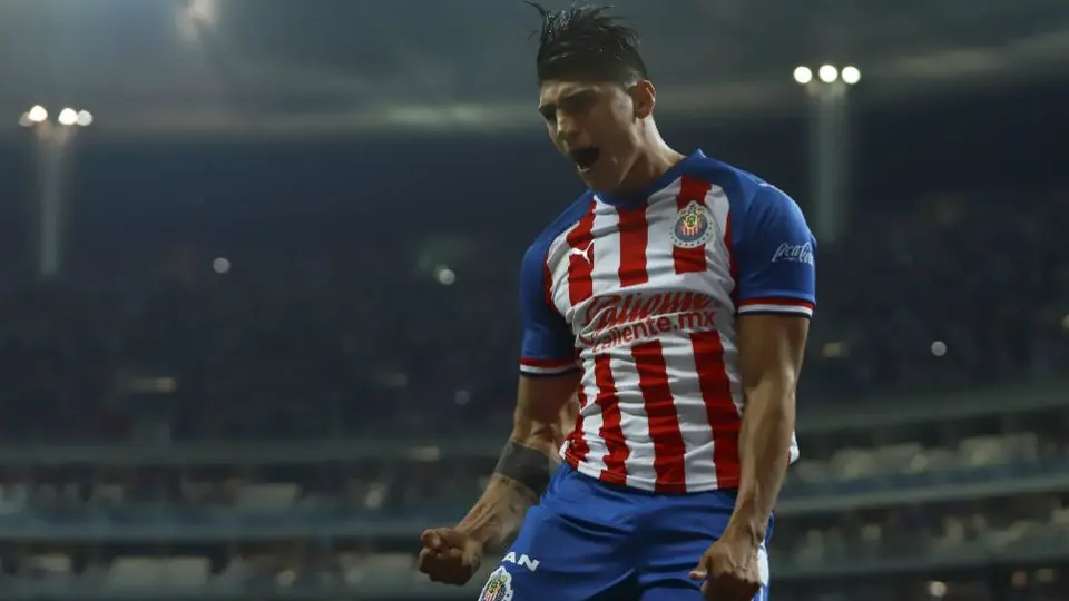 'Cuatro Divango' dedicó rap a Alan Pulido basado en su carrera