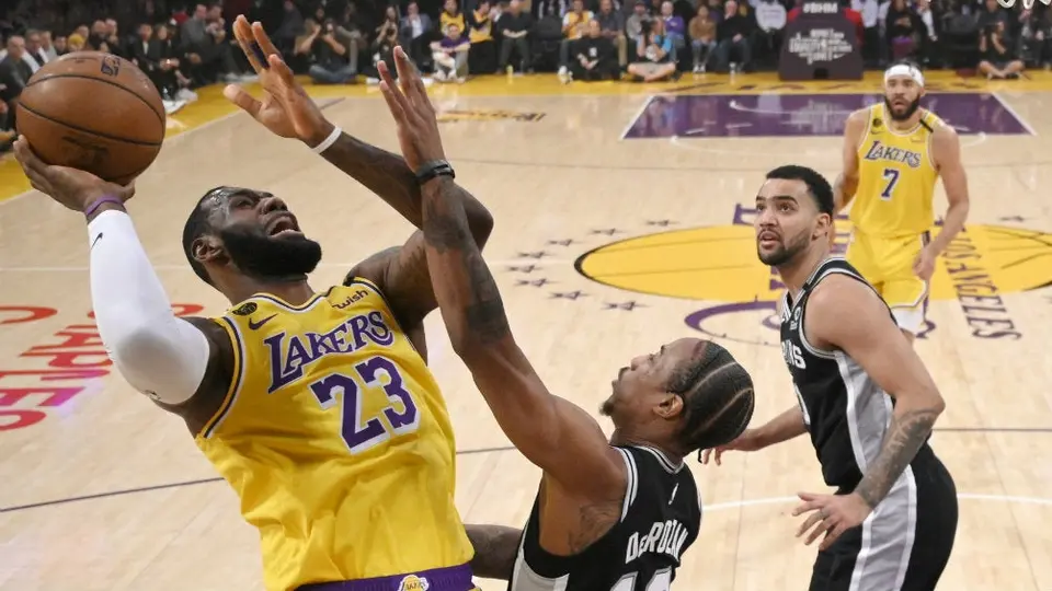LeBron y Giannis definieron a sus equipos del Juego de Estrellas de la NBA