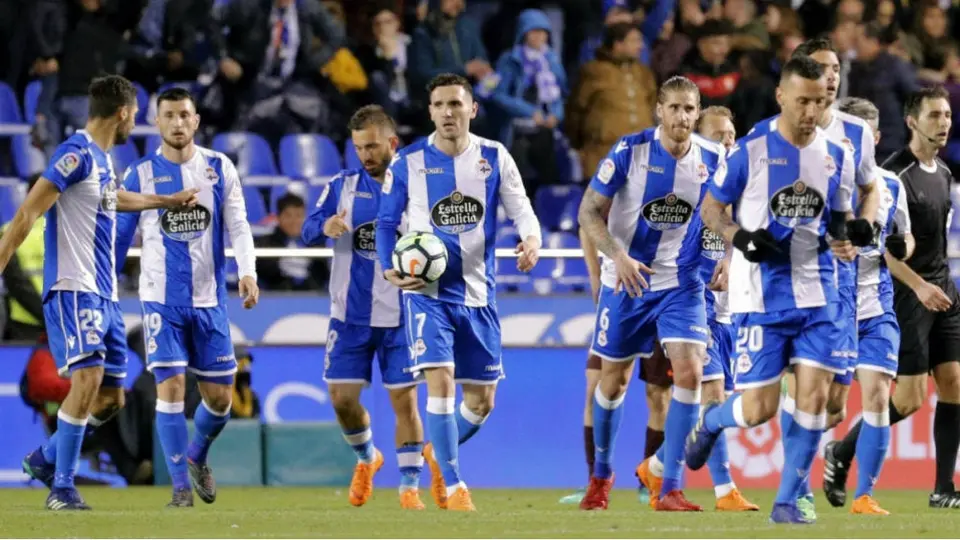 Deportivo La Coruña donó 50 mil mascarillas para combatir el coronavirus
