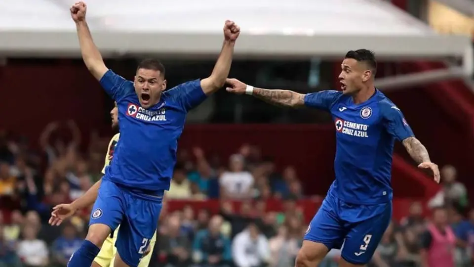 Cruz Azul, más ofensivo con Siboldi que con Caixinha