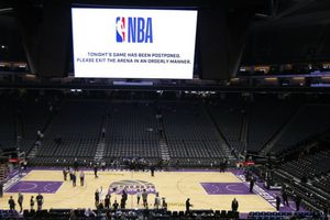NBA planearía reapertura de instalaciones para entrenamientos