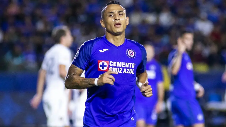 Yoshimar Yotún: 'Como equipo grande, se ve mal que Cruz Azul no gane'