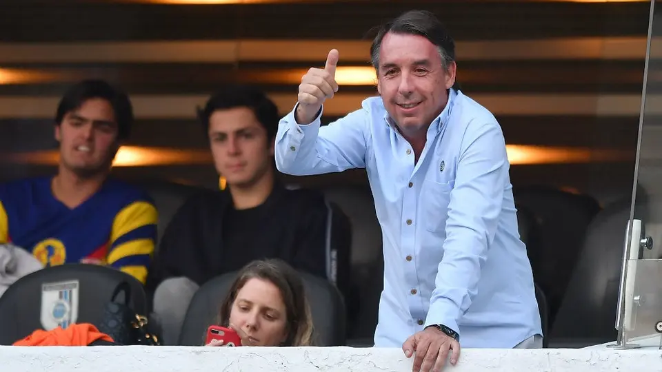 VIDEO: Emilio Azcárraga cantó con La Monumental tras derrota vs Rayados