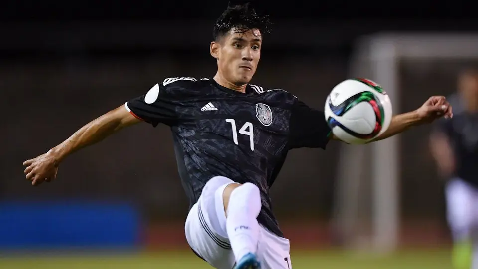 Chivas ofreció 11 millones de dólares por Uriel Antuna