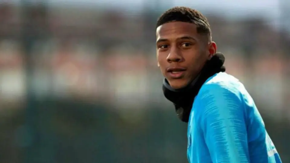 Barcelona anunció el préstamo de Todibo al Schalke 04