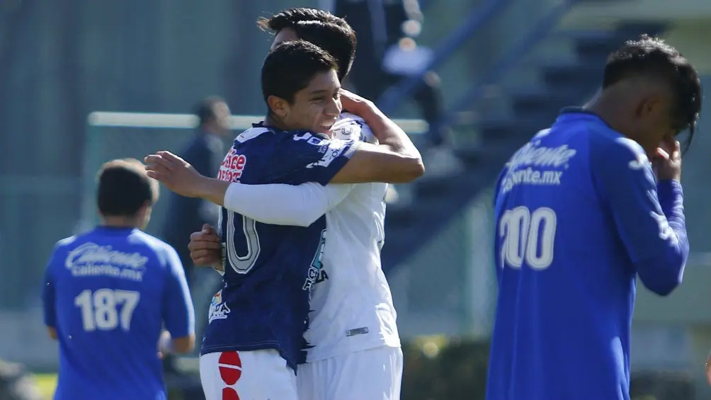 Israel Luna y su compañero celebran una anotación | IMAGO7