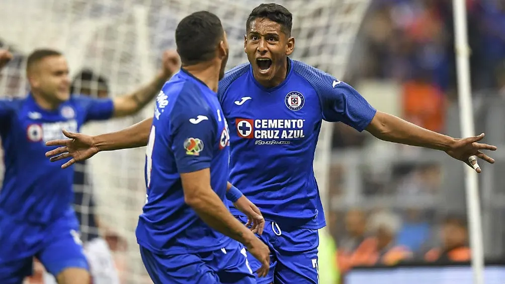 Luis Romo festeja el tanto de Juan Escobar | IMAGO7