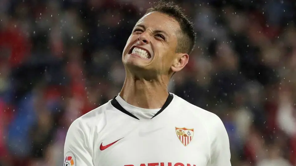 Chicharito Hernández, de los peores fichajes del Sevilla