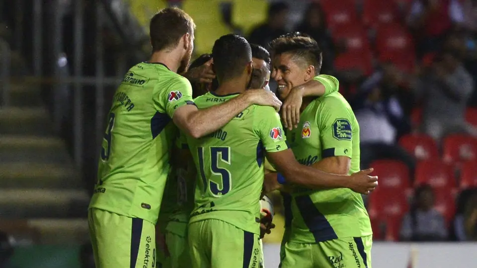 Morelia goleó a Querétaro y se metió a zona de Liguilla