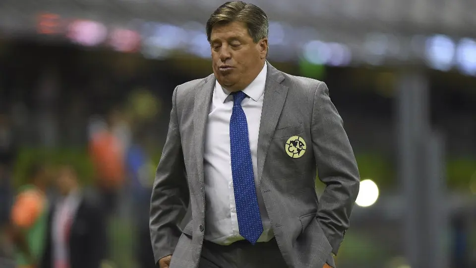Miguel Herrera, suspendido tres partidos tras incidente vs Cruz Azul