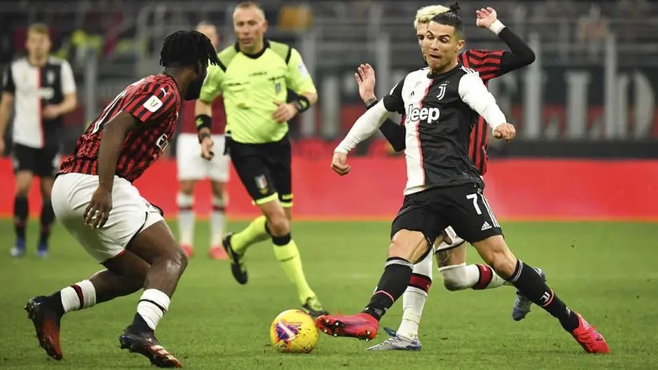 Ministro del deporte en Italia decidirá a finales de mayo si reanuda la Serie A