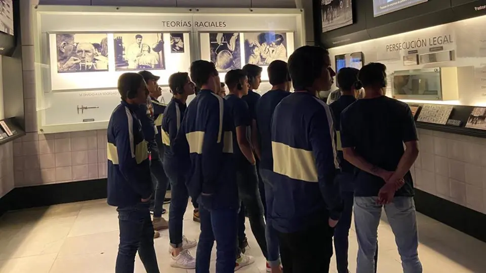 América Sub 17 visitó el Museo de Memoria y Tolerancia