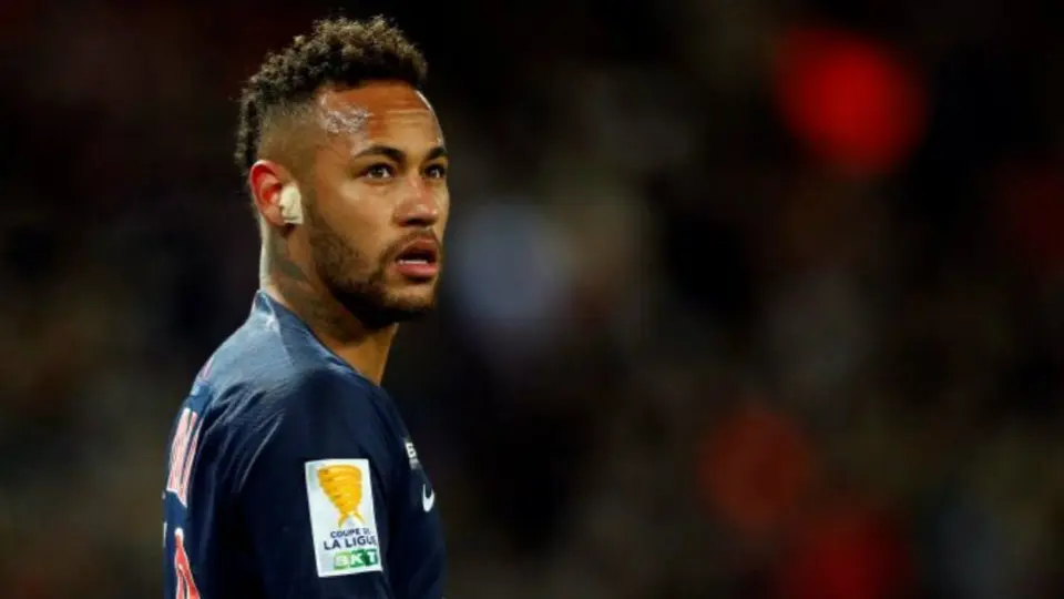Neymar logró suspensión provisional de millonaria multa al Fisco