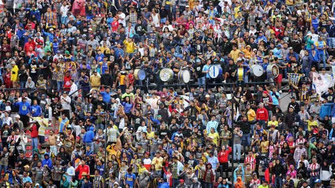 Aficionado de Atlético San Luis dirigió gestos racistas a Miler Bolaños