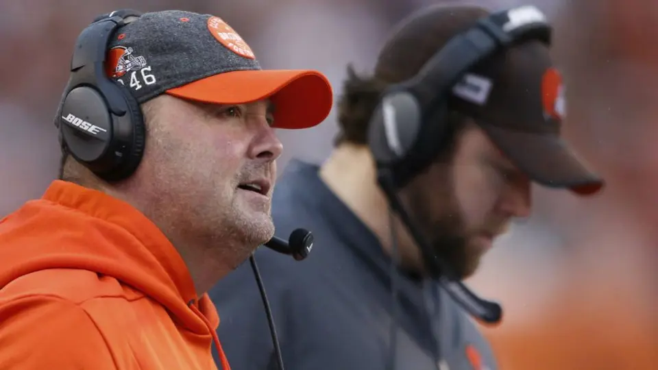 Browns despidió a Kitchens tras decepcionante primera campaña