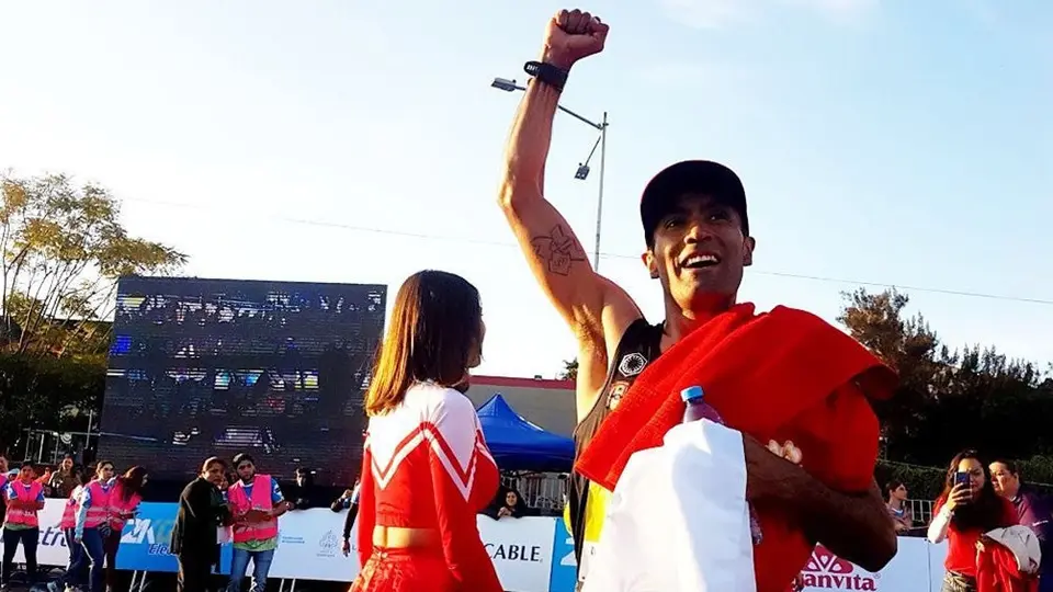 Juan Luis Barrios, tercer lugar en Medio Maratón de Guadalajara