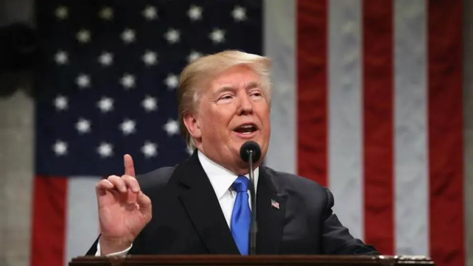 Donald Trump afirmó que erradicará el sida de EU en 10 años