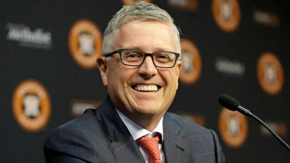 Jeff Luhnow sí sospechaba que Astros tenía sistema para robo de señales