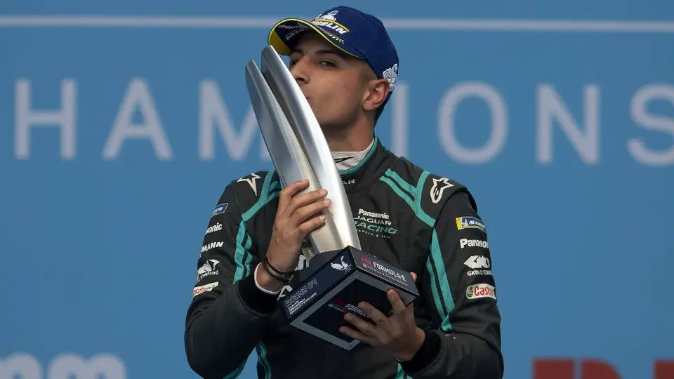 Fórmula E: Mitch Evans se corona dramáticamente en México