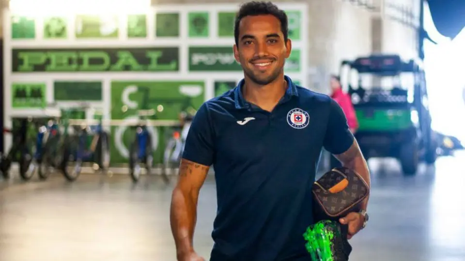 Adrián Aldrete se unió en matrimonio con Vanessa García