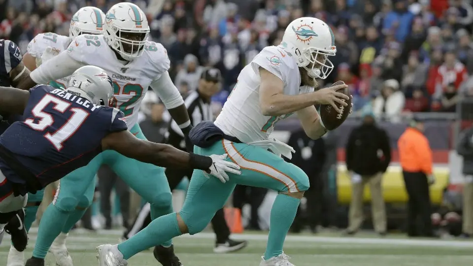 Patriots cayó ante Dolphins y tendrá que jugar en Ronda de Comodines