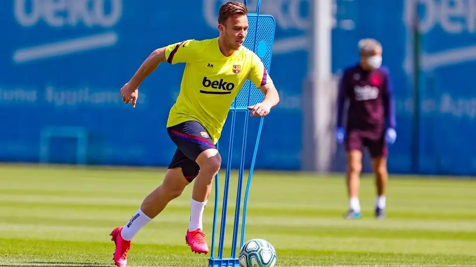 Sylvinho: 'Arthur es un grandísimo jugador, tiene proyección y calidad'