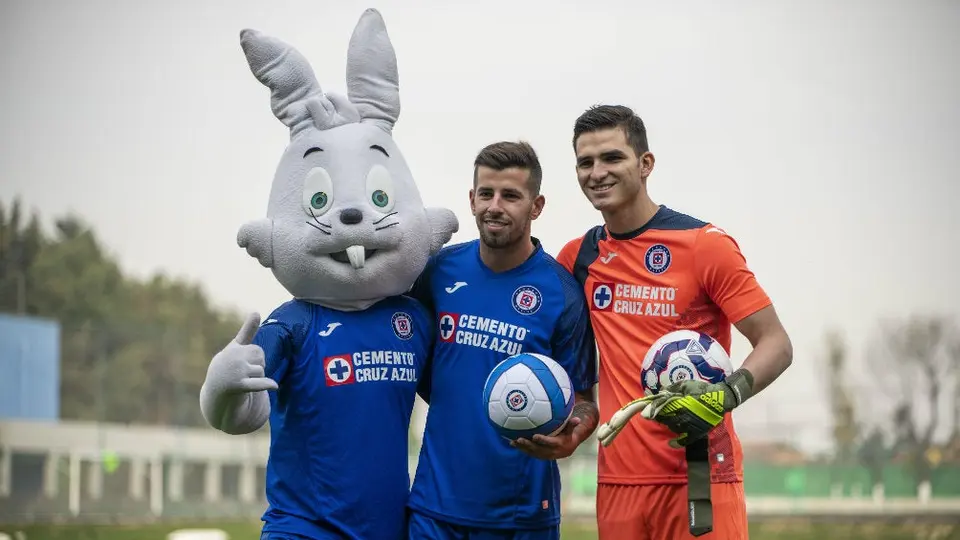Cruz Azul le 'copió' a Chivas y dio una pista sobre su nuevo refuerzo