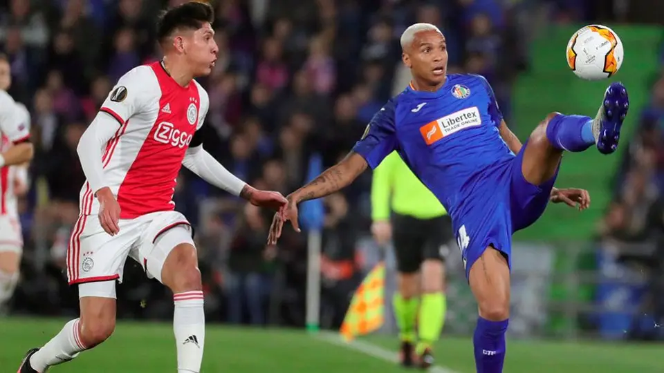 Edson Álvarez y Ajax fueron derrotados por Getafe en la Europa League