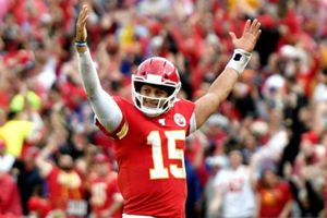 Mahomes realizó toda la práctica con Chiefs y podría jugar contra Titans
