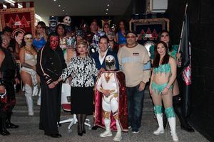 Rush encabeza novedades de Triple A para la gira  'Nacemos para luchar'