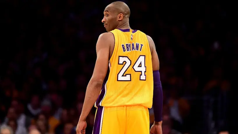 Kobe Bryant encabeza finalistas para el Salón de la Fama de la NBA