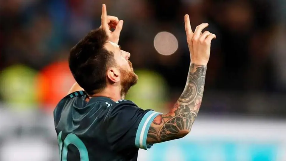 Argentina logró empate de último minuto ante Uruguay con gol de Messi