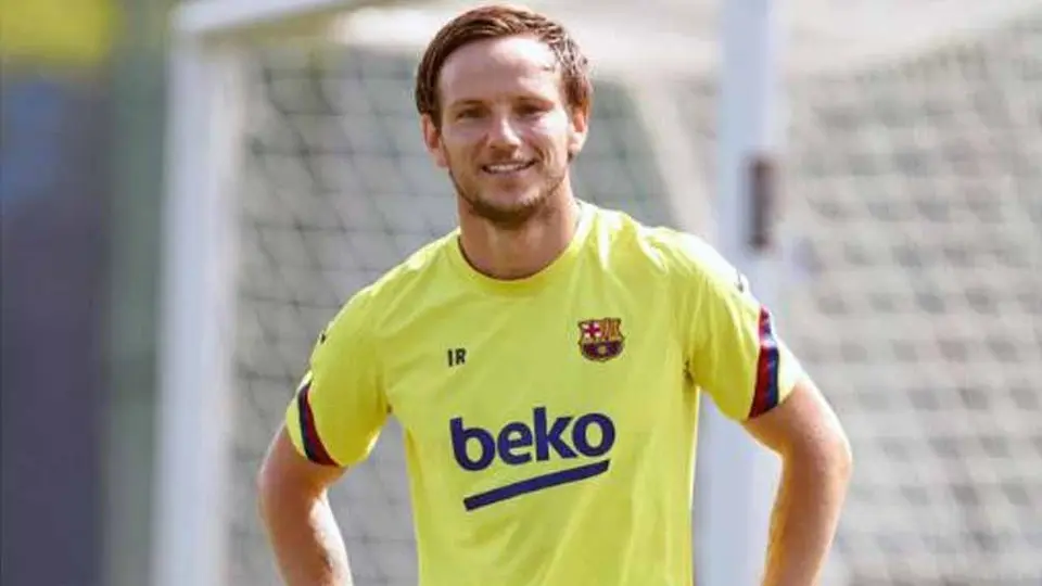 Rakitic, feliz de regresar a las prácticas con sus compañeros del Barcelona