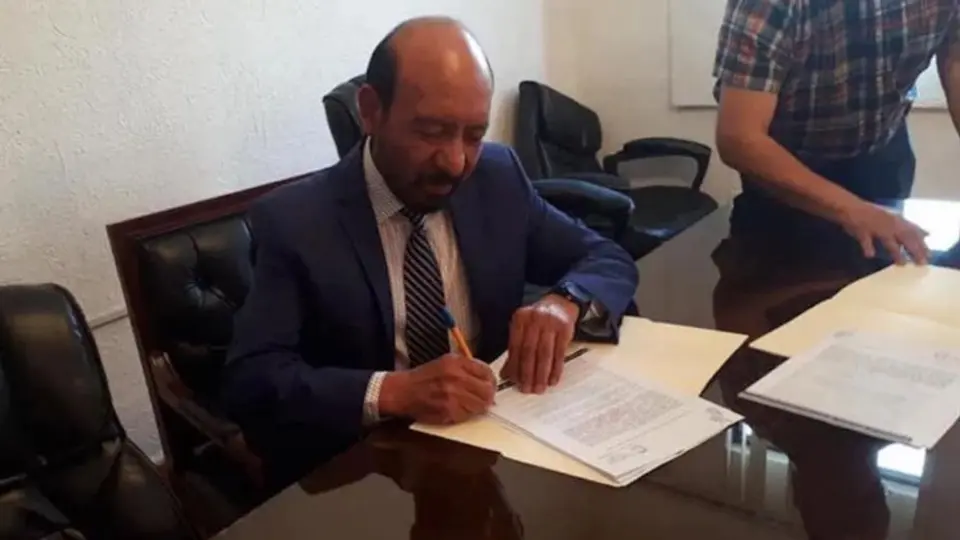 Falleció el presidente municipal de Coyotepec por Covid-19