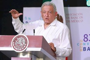 Dólar superó los 23 pesos mexicanos por primera vez en la historia