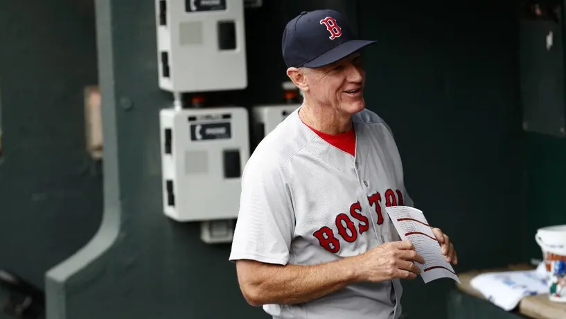 Red Sox nombró entrenador interino luego de escándalo de robo de señales