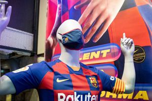Barcelona presentó tapabocas personalizados próximamente a la venta